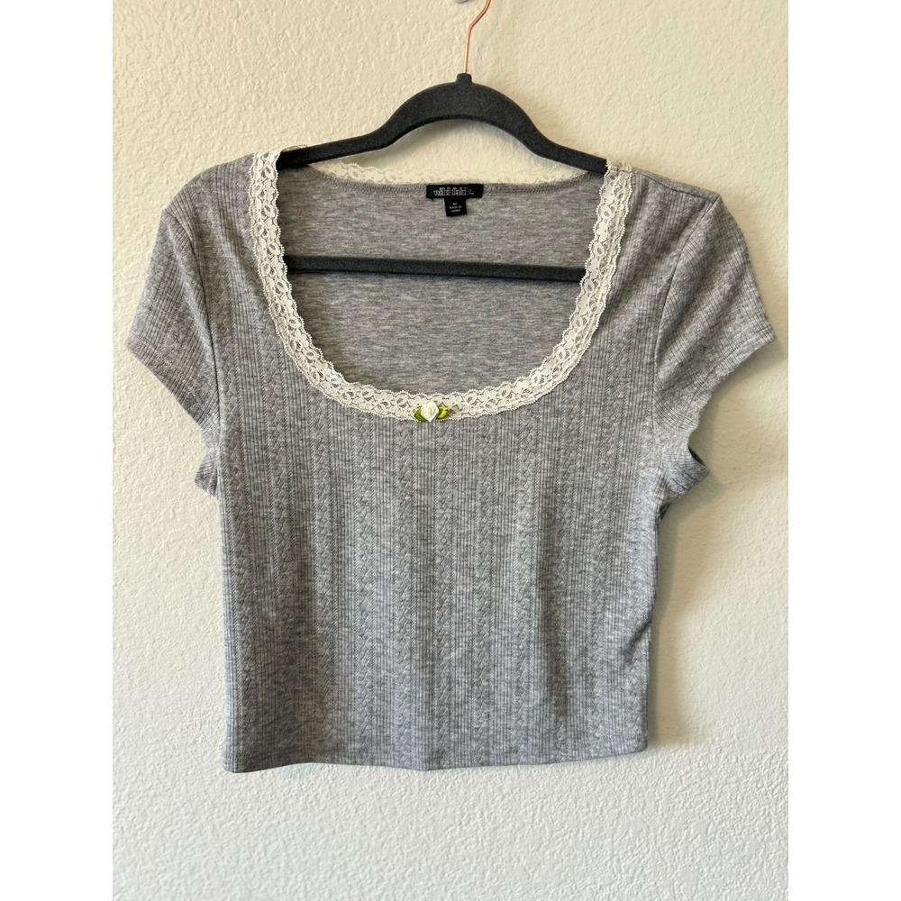 Coquette Feminine Wild Fable Gray Pointelle Lace Trim Rosebud Crop Top SZ M
